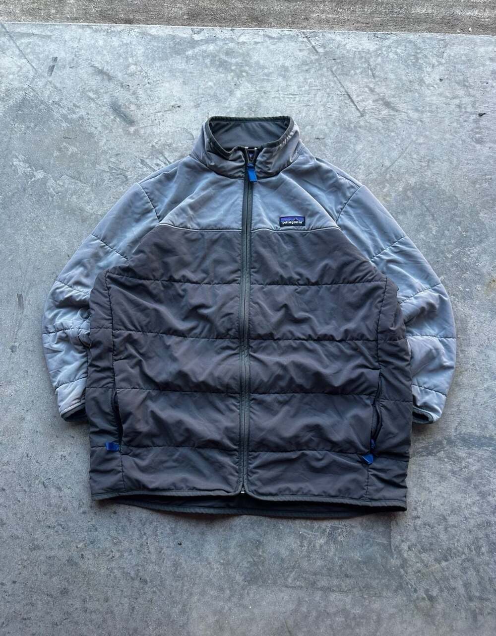 Patagonia Pack In Jacket - Men's - L (42-44) - Grey/Black - Made in Vietnam